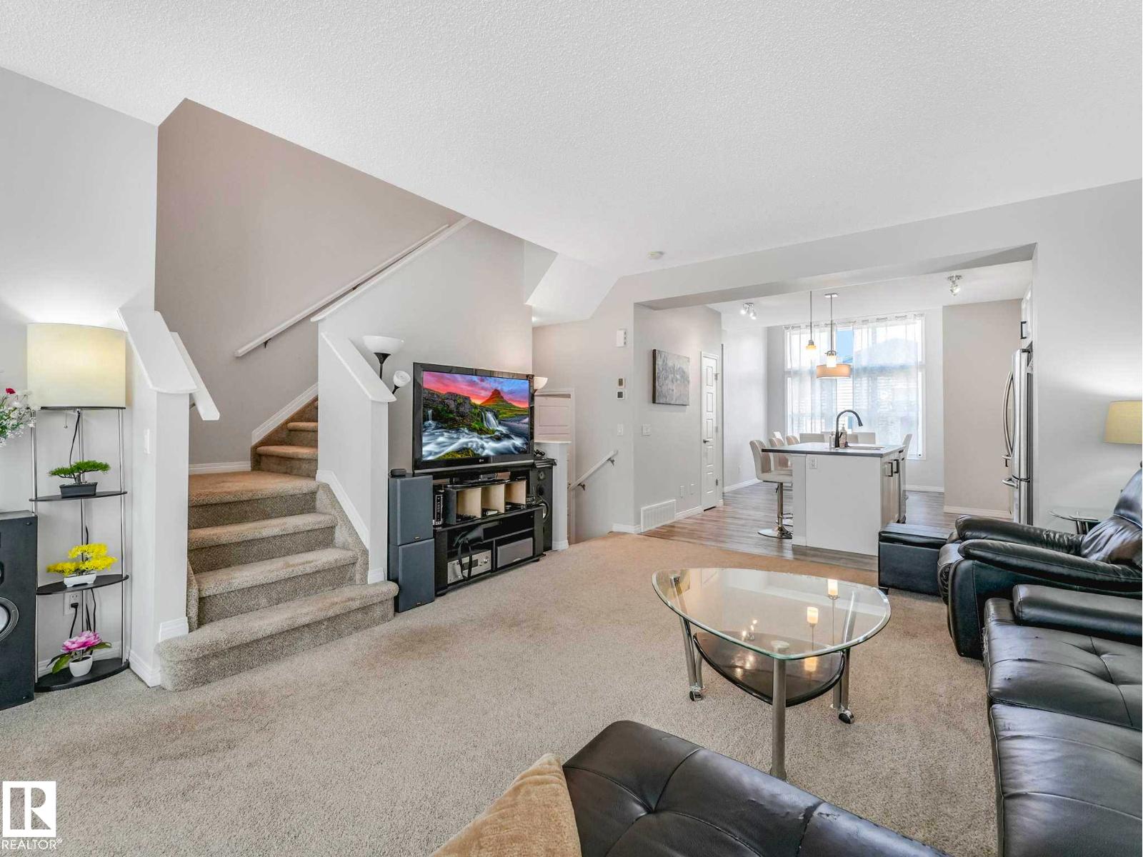 9607 225 ST NW - 5