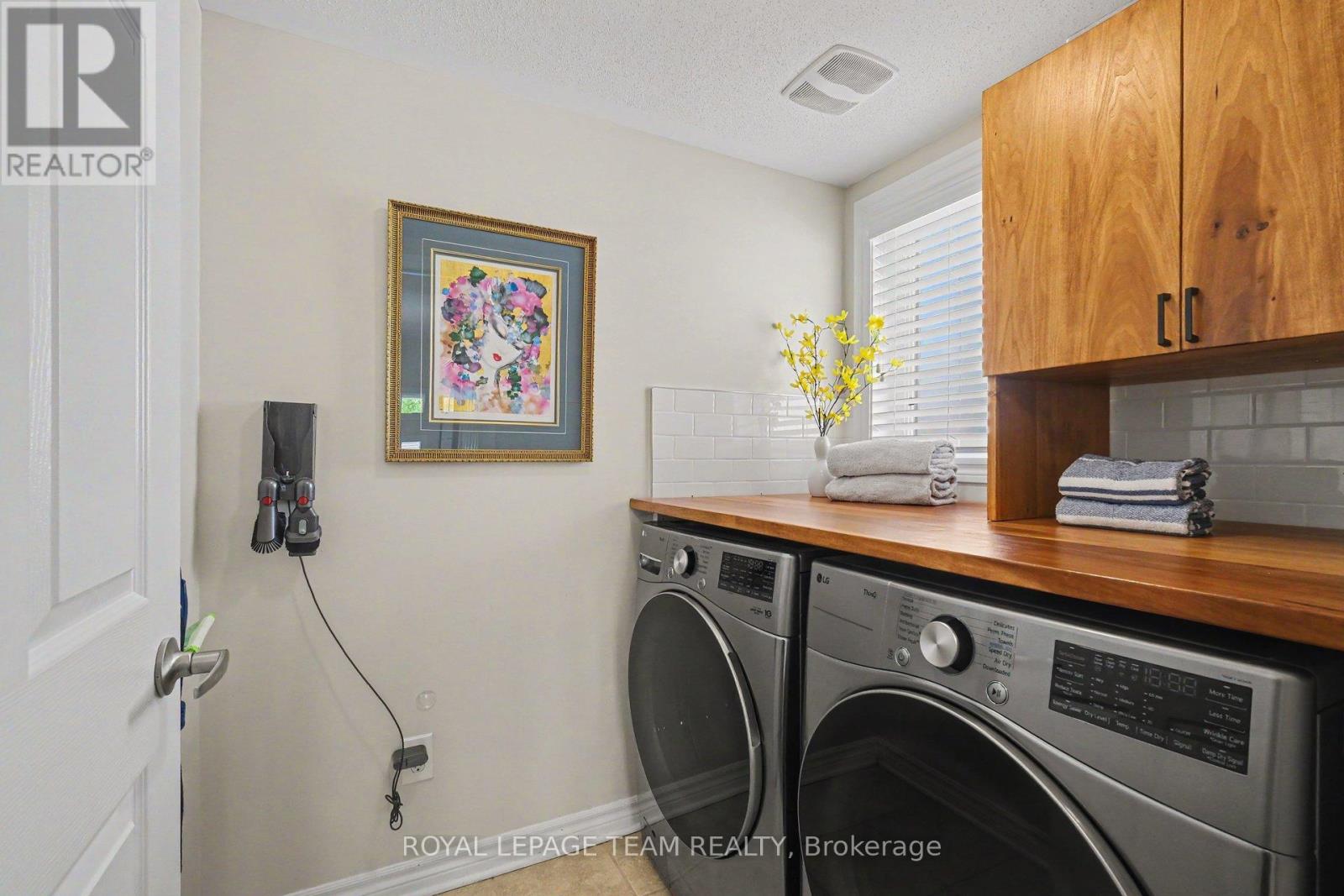518 SHAWONDASEE STREET - 17