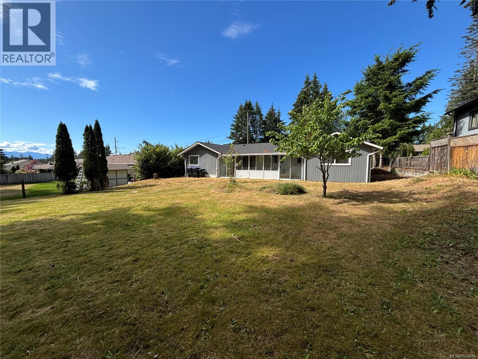 600 Sumac Dr - 9