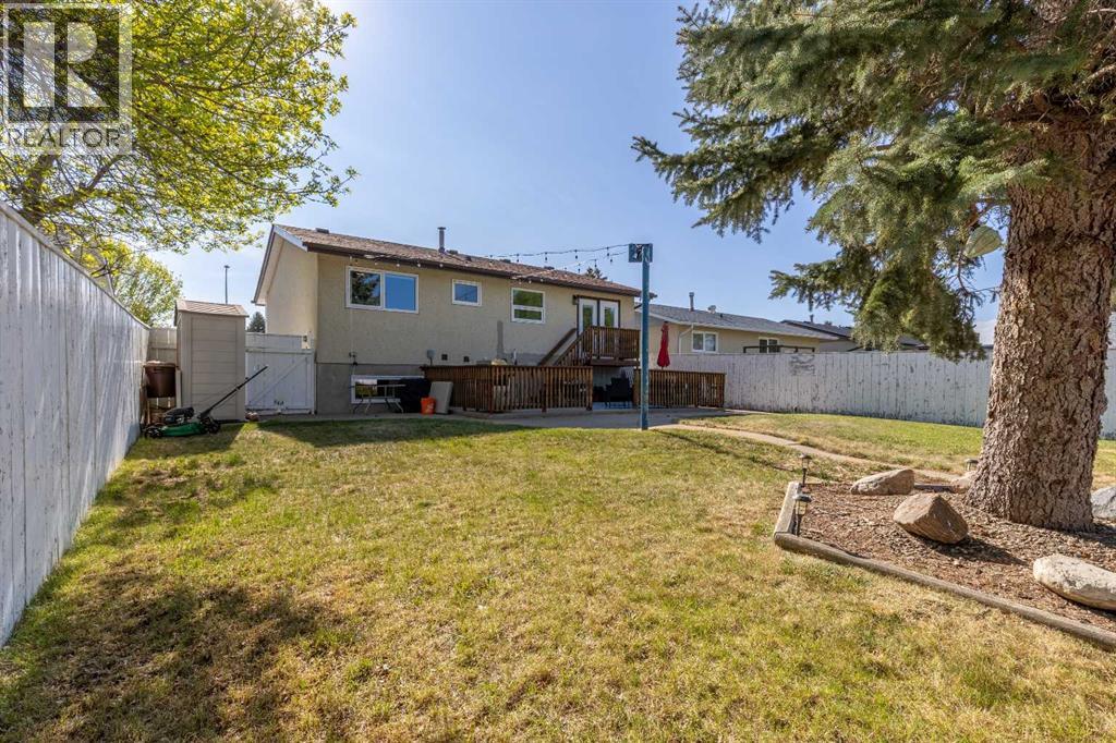 2022 19 Street N - 29
