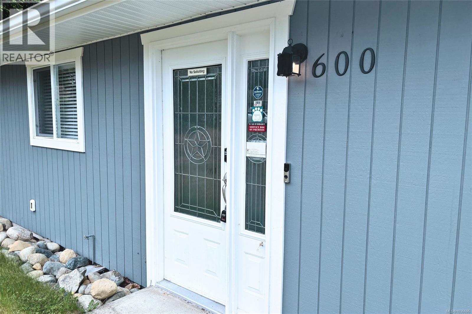 600 Sumac Dr - 15