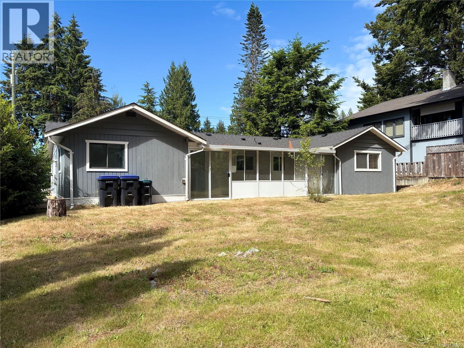 600 Sumac Dr - 50