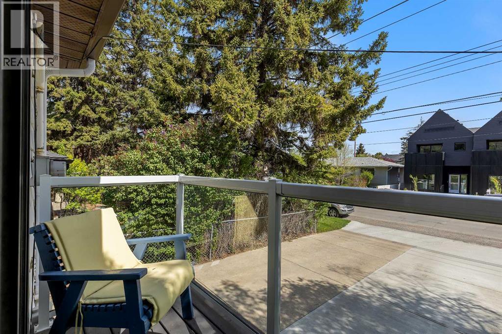 8927 33 Avenue NW — photo 24