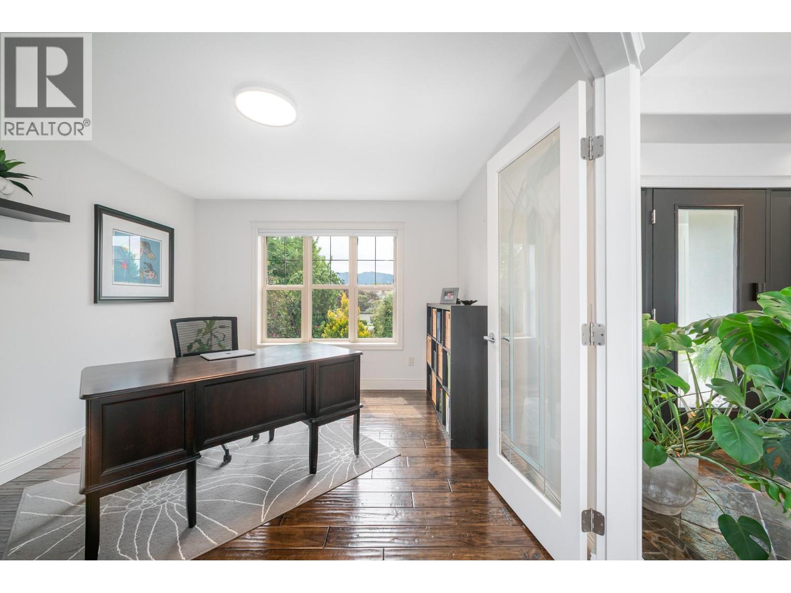 #22 3103 Thacker Drive - 24