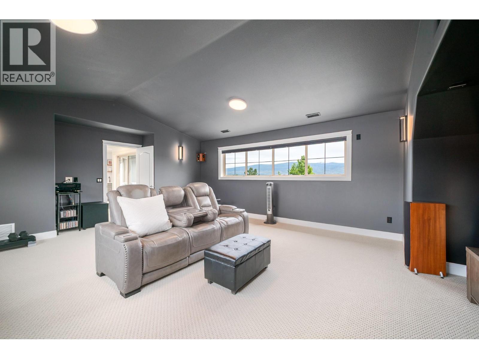#22 3103 Thacker Drive - 49