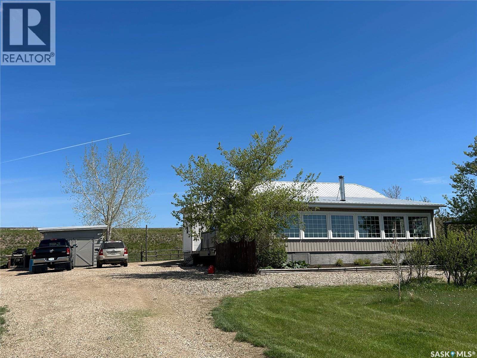 Estevan acreage 18.6 acres - Image 2