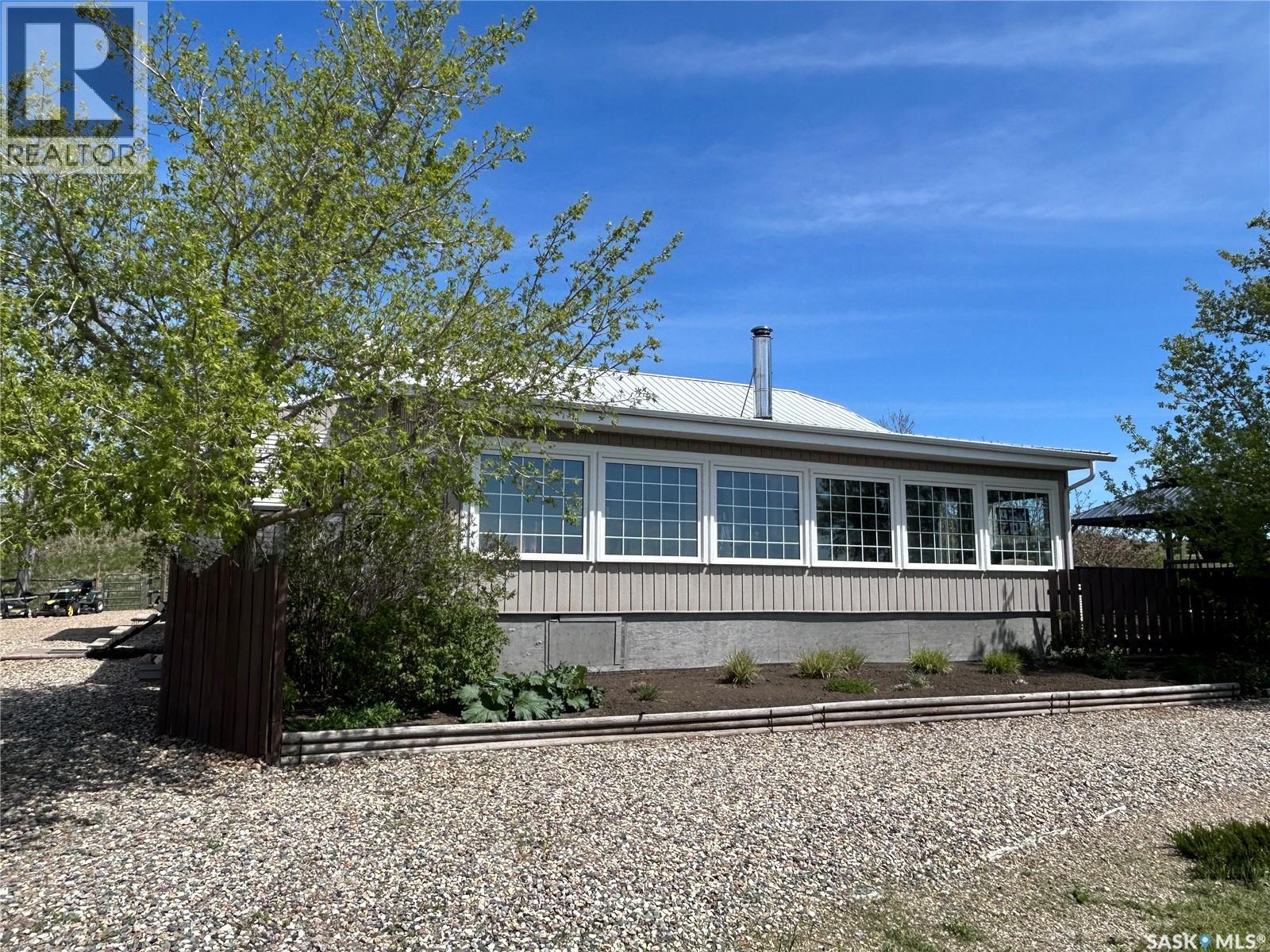 Estevan acreage 18.6 acres - 38