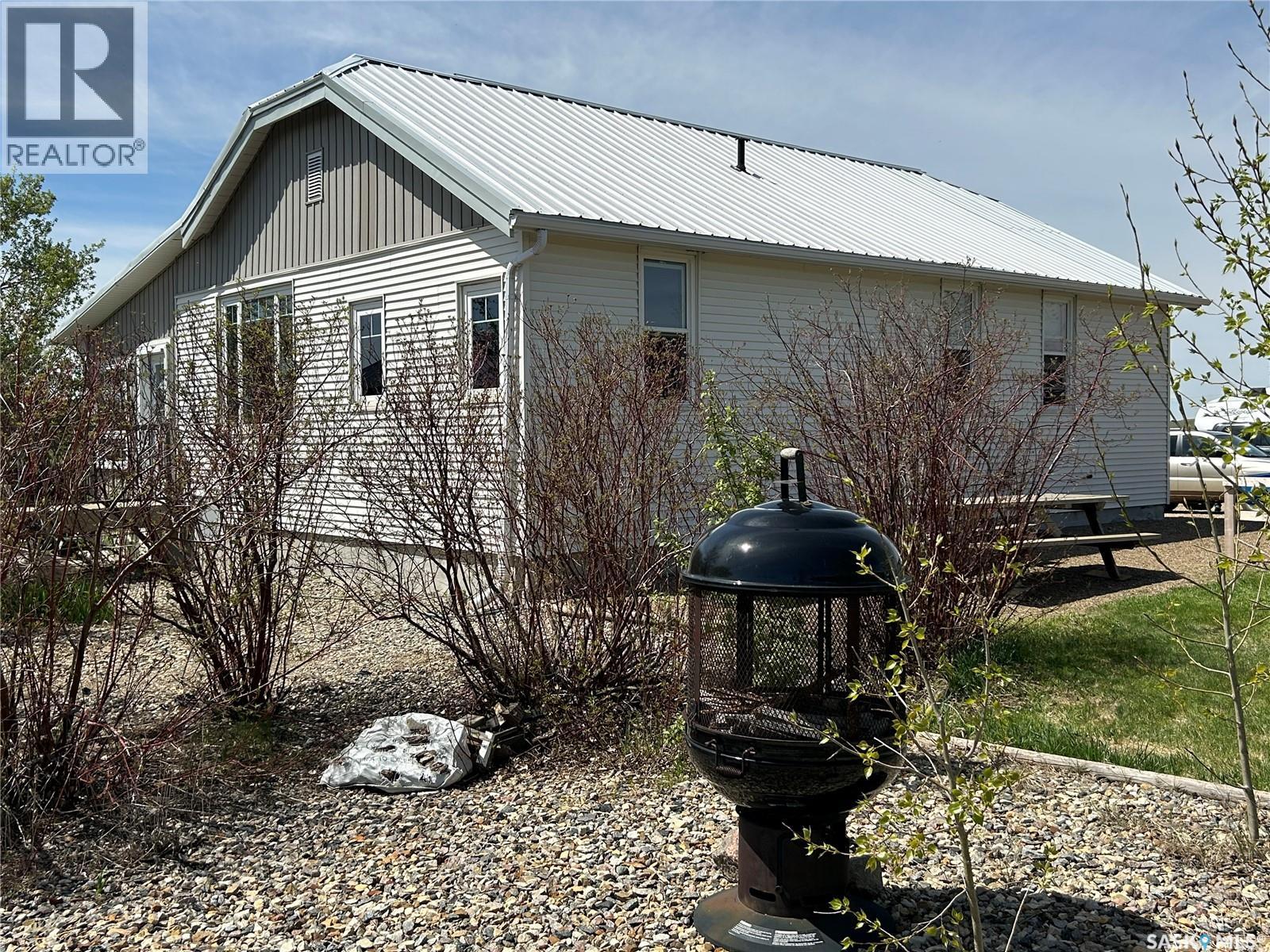 Estevan acreage 18.6 acres - 41