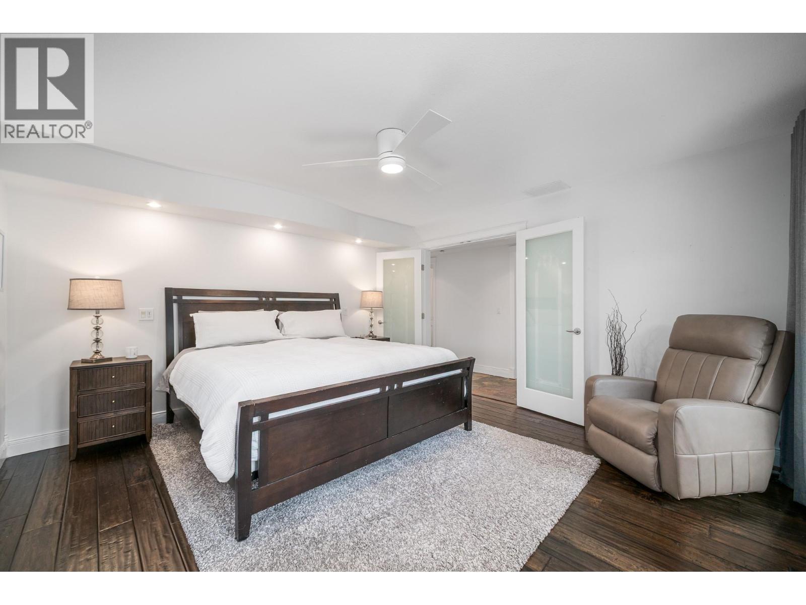 #22 3103 Thacker Drive - 27