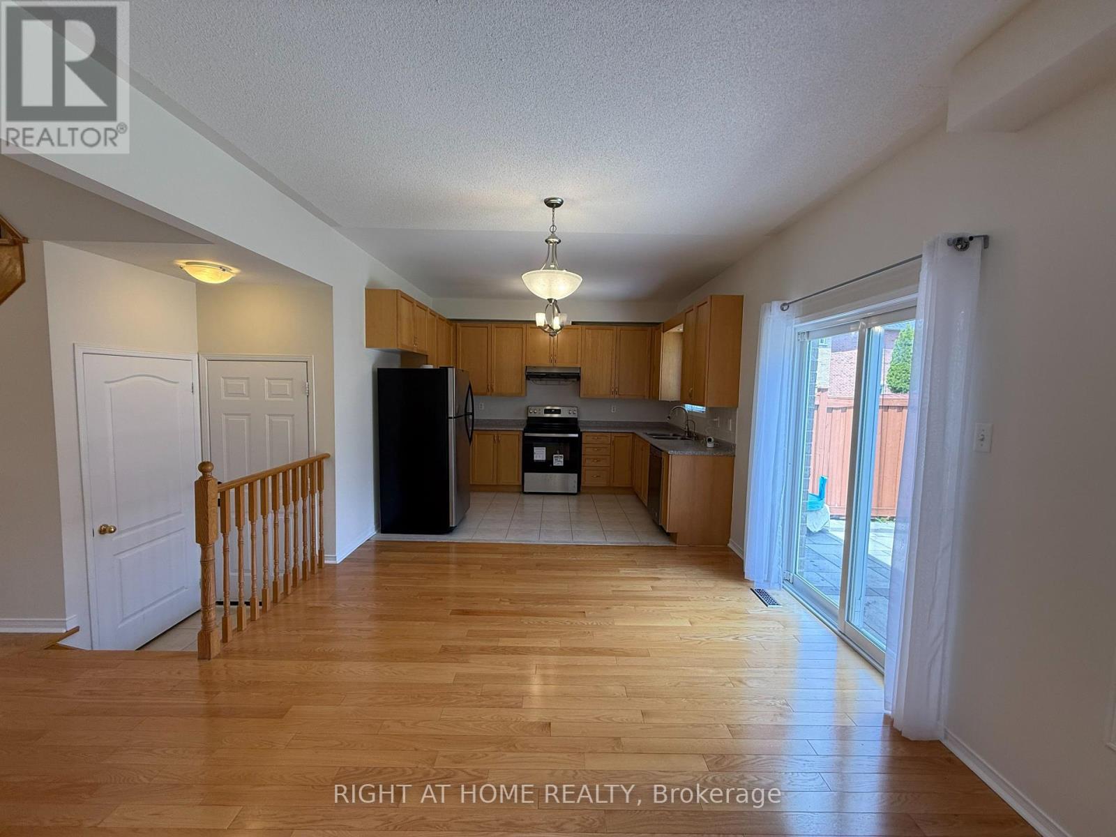 98 WHEELWRIGHT DRIVE - 10
