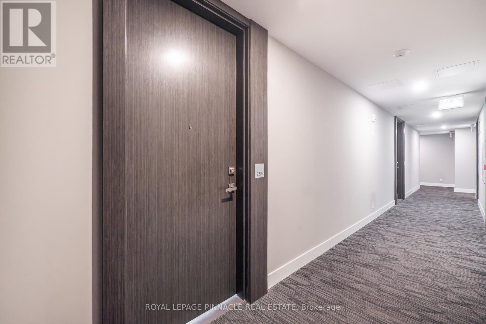 #2303 15 QUEEN STREET S - 9