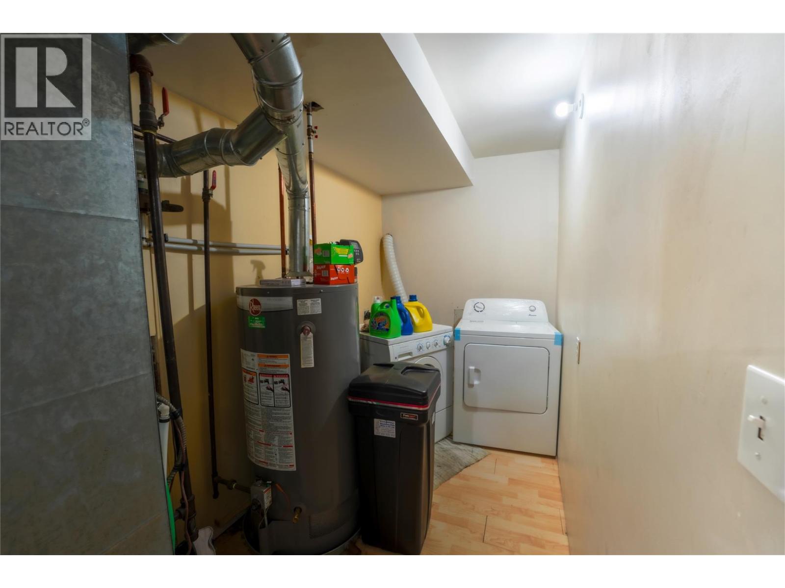 4204 Okanagan Avenue - 8