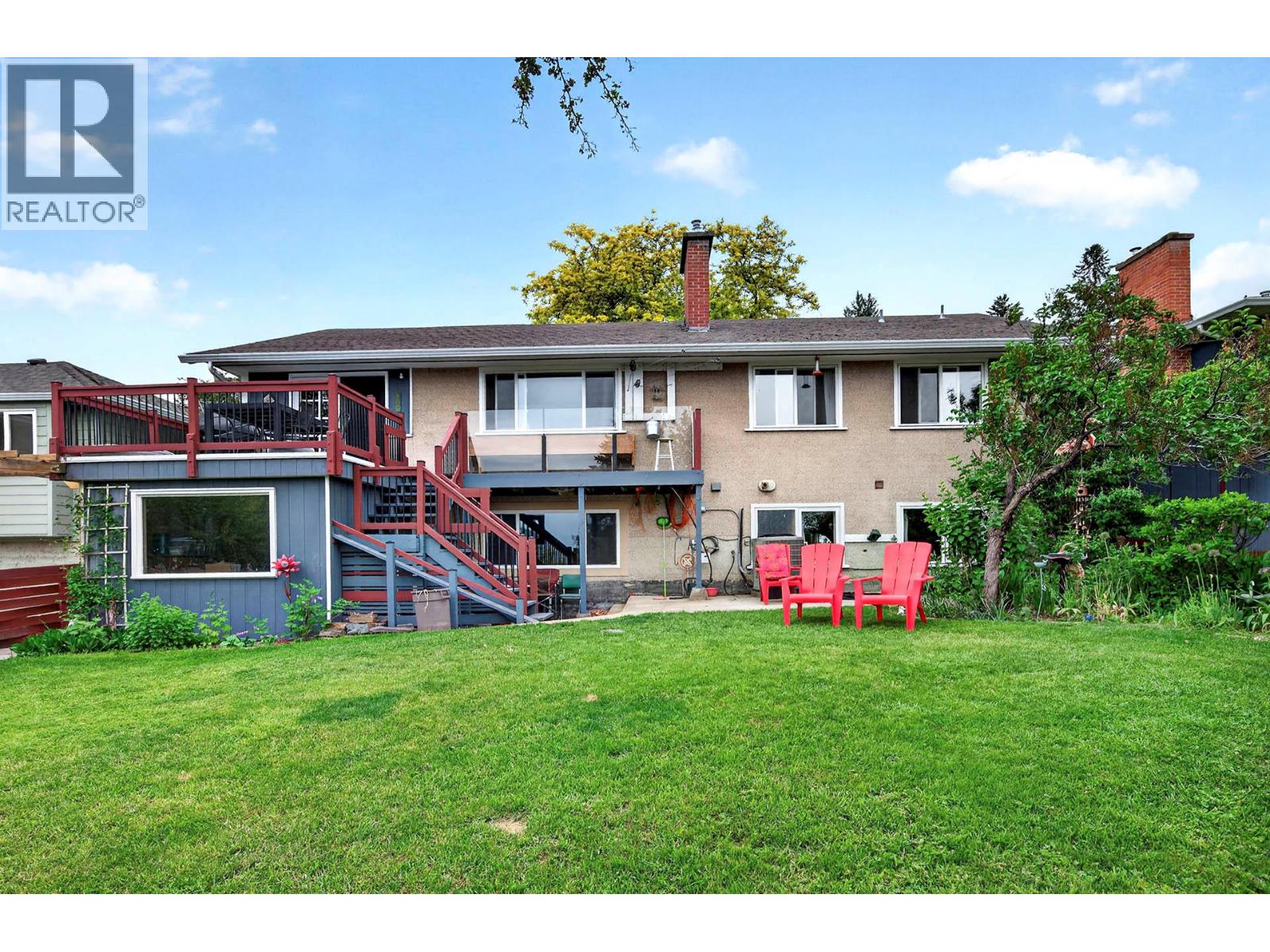 640 FRASER Street - 61