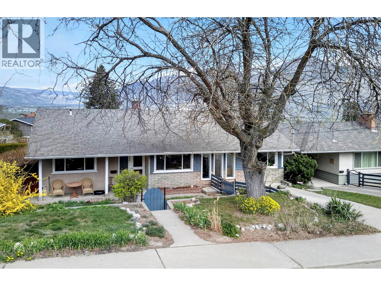 640 FRASER Street - 72