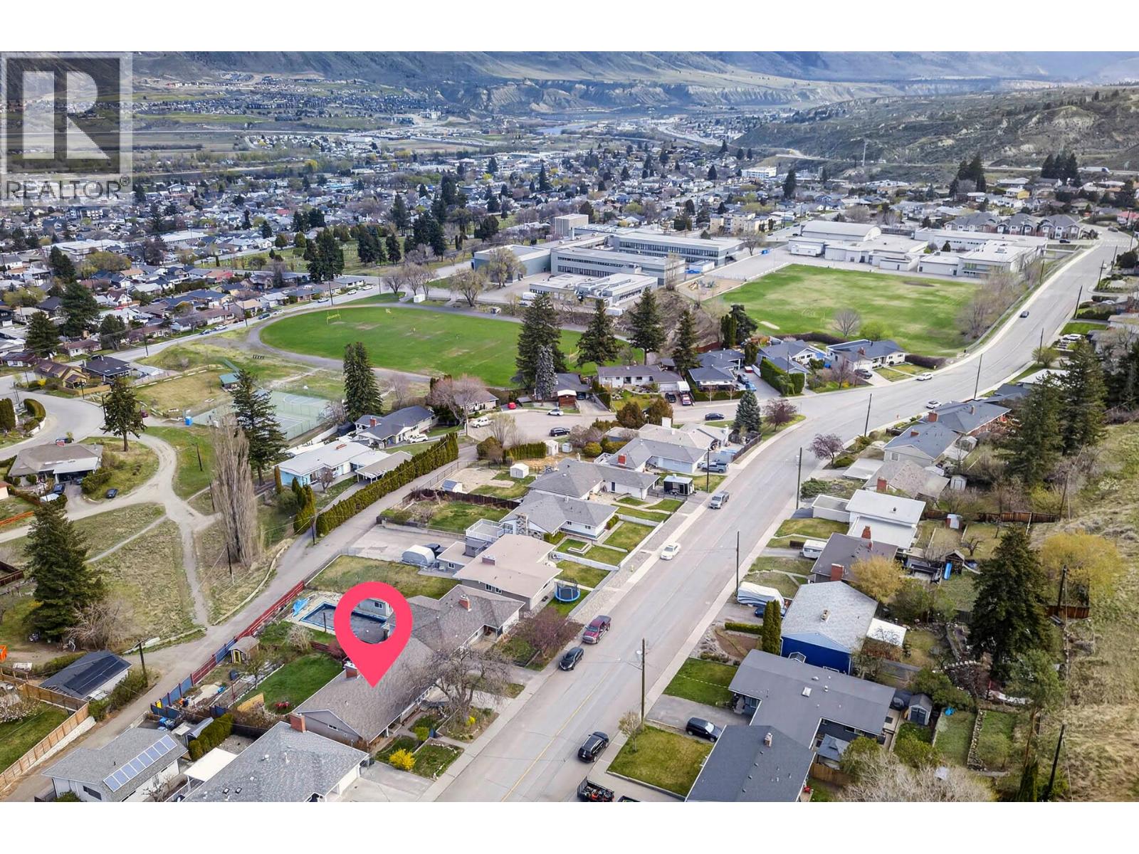 640 FRASER Street - 77
