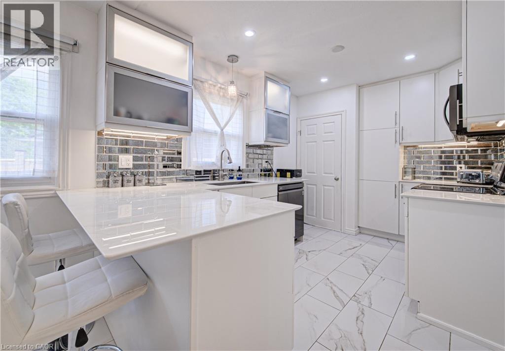 152 CLARK Avenue - 13