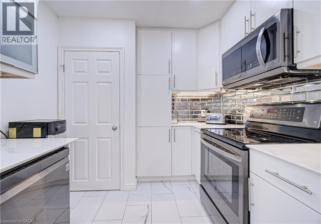 152 CLARK Avenue - 18