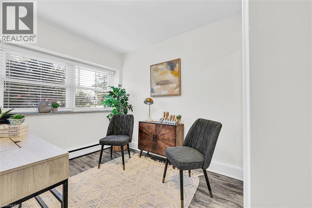 #107 9 GRANT Boulevard - 25