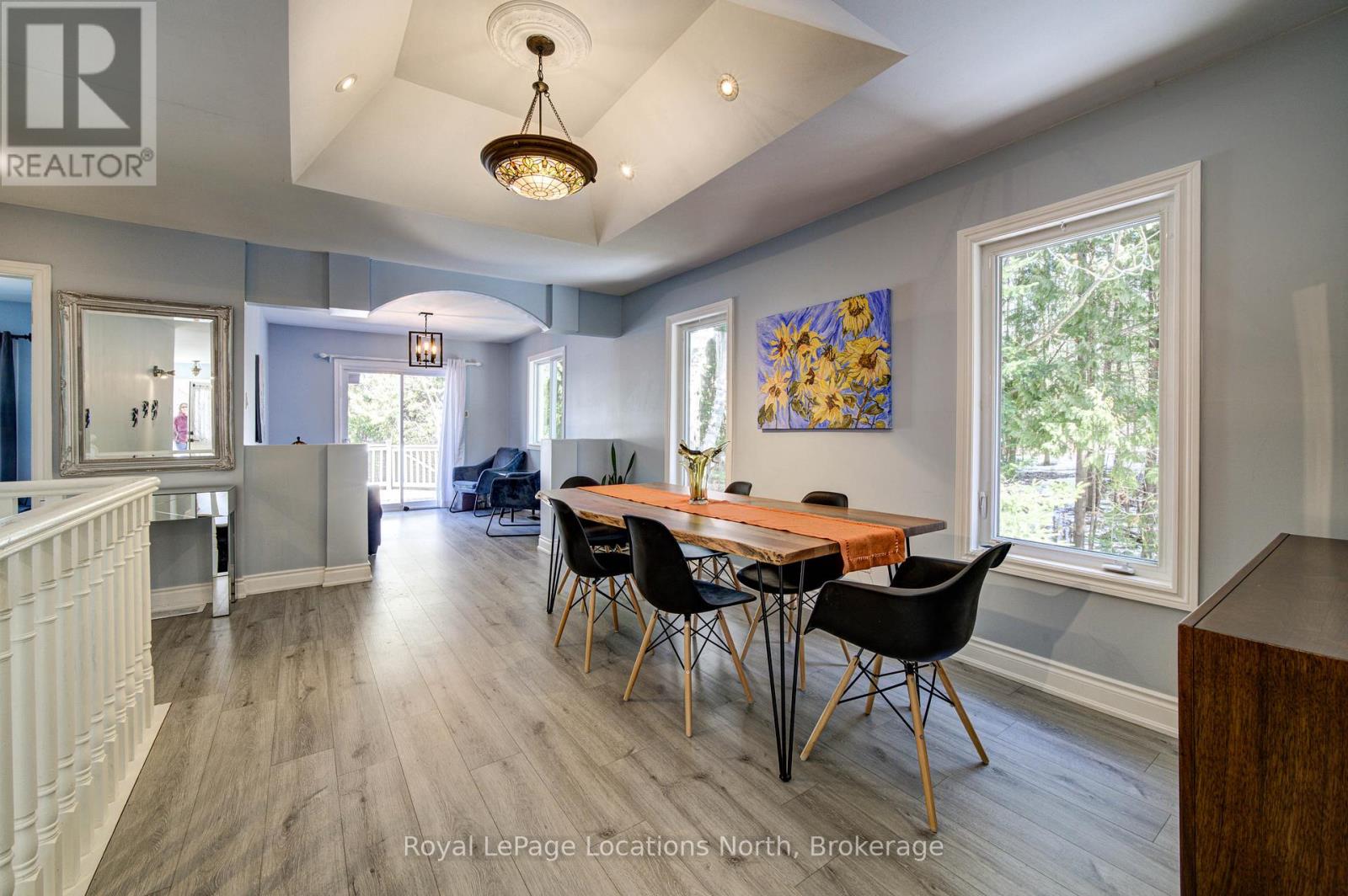 2 MAPLEWOOD DRIVE - 23