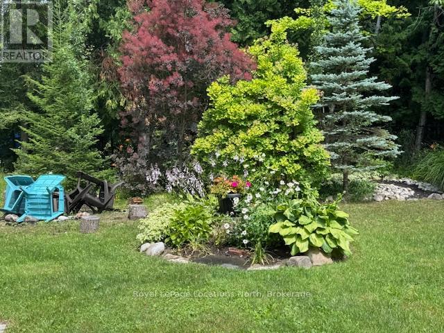 2 MAPLEWOOD DRIVE - 44