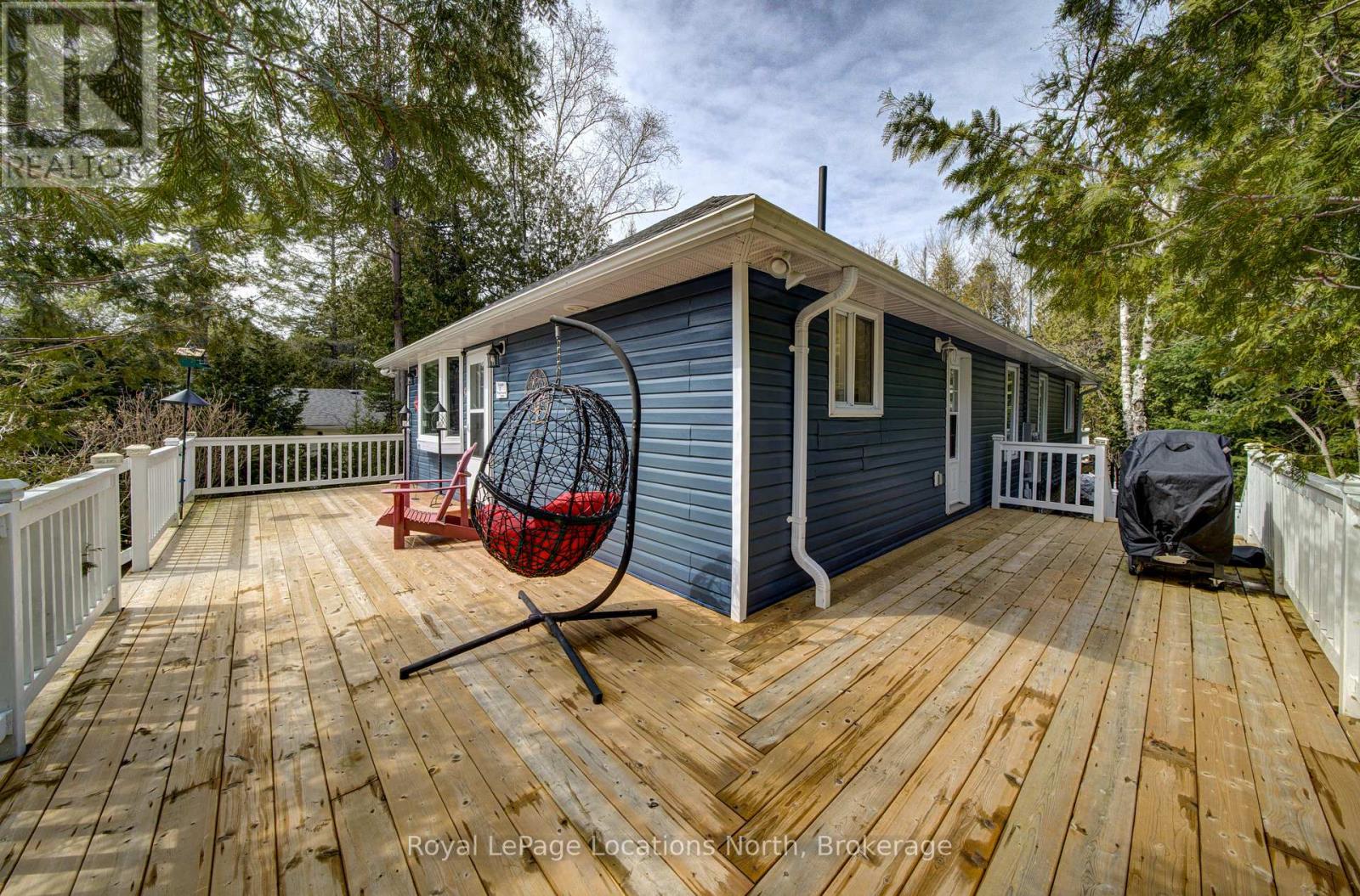 2 MAPLEWOOD DRIVE - 6