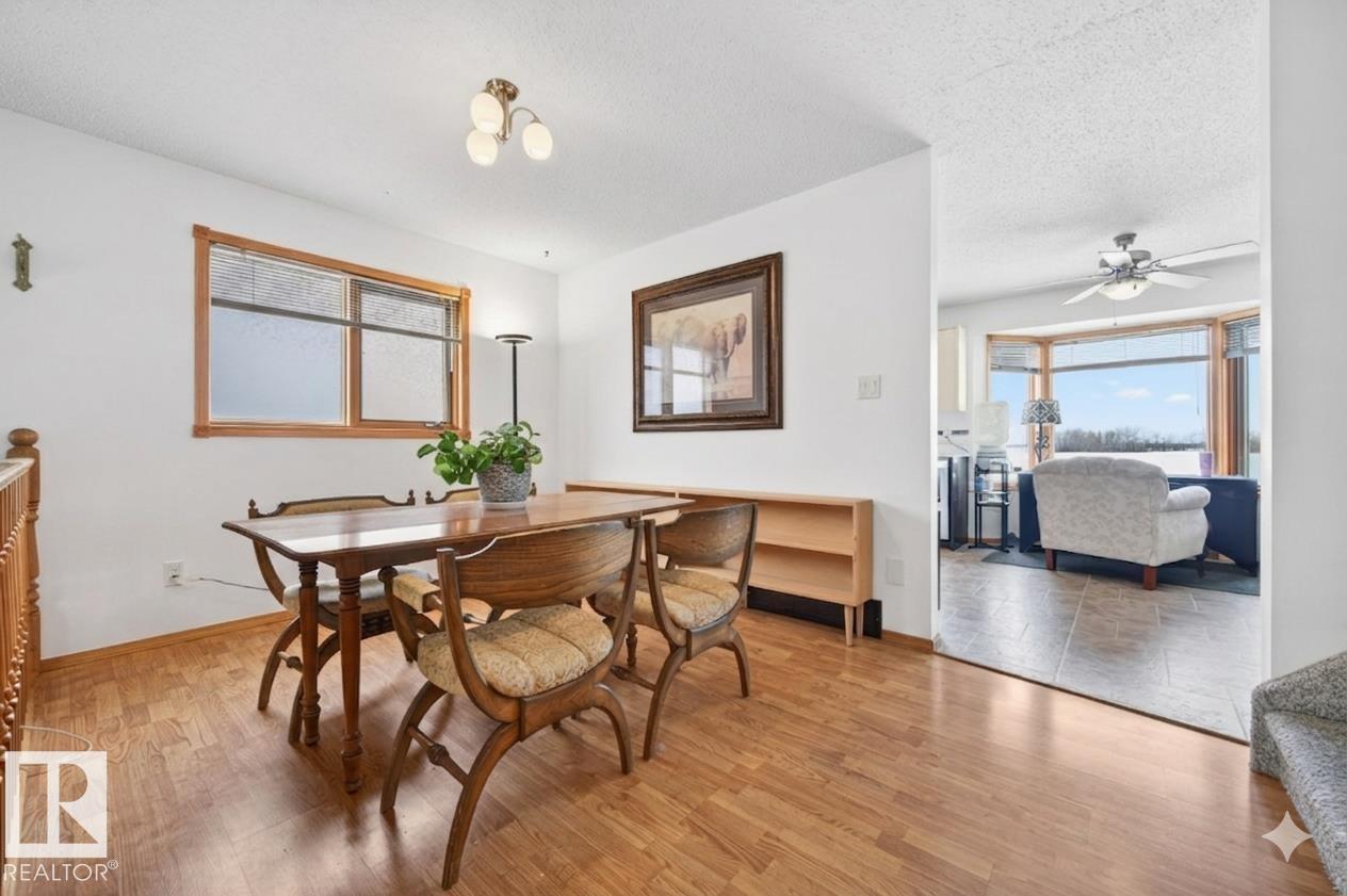 10636 110 ST - 6