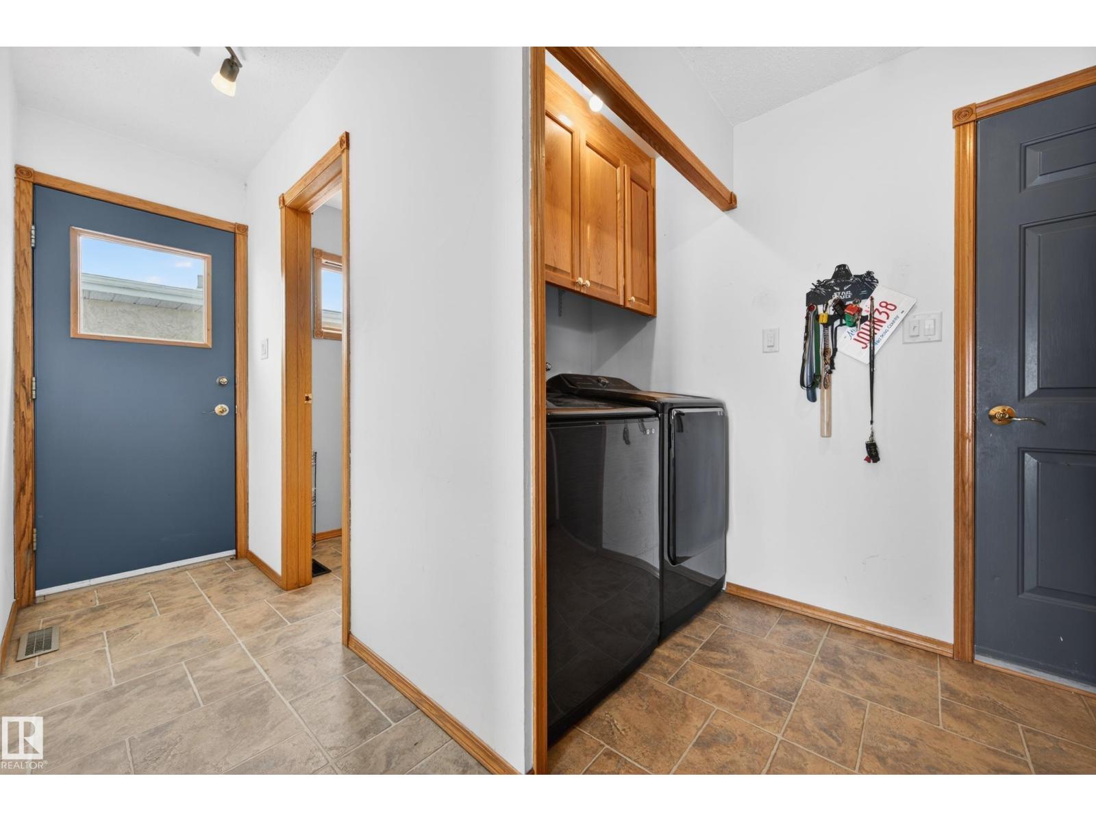 10636 110 ST — photo 18