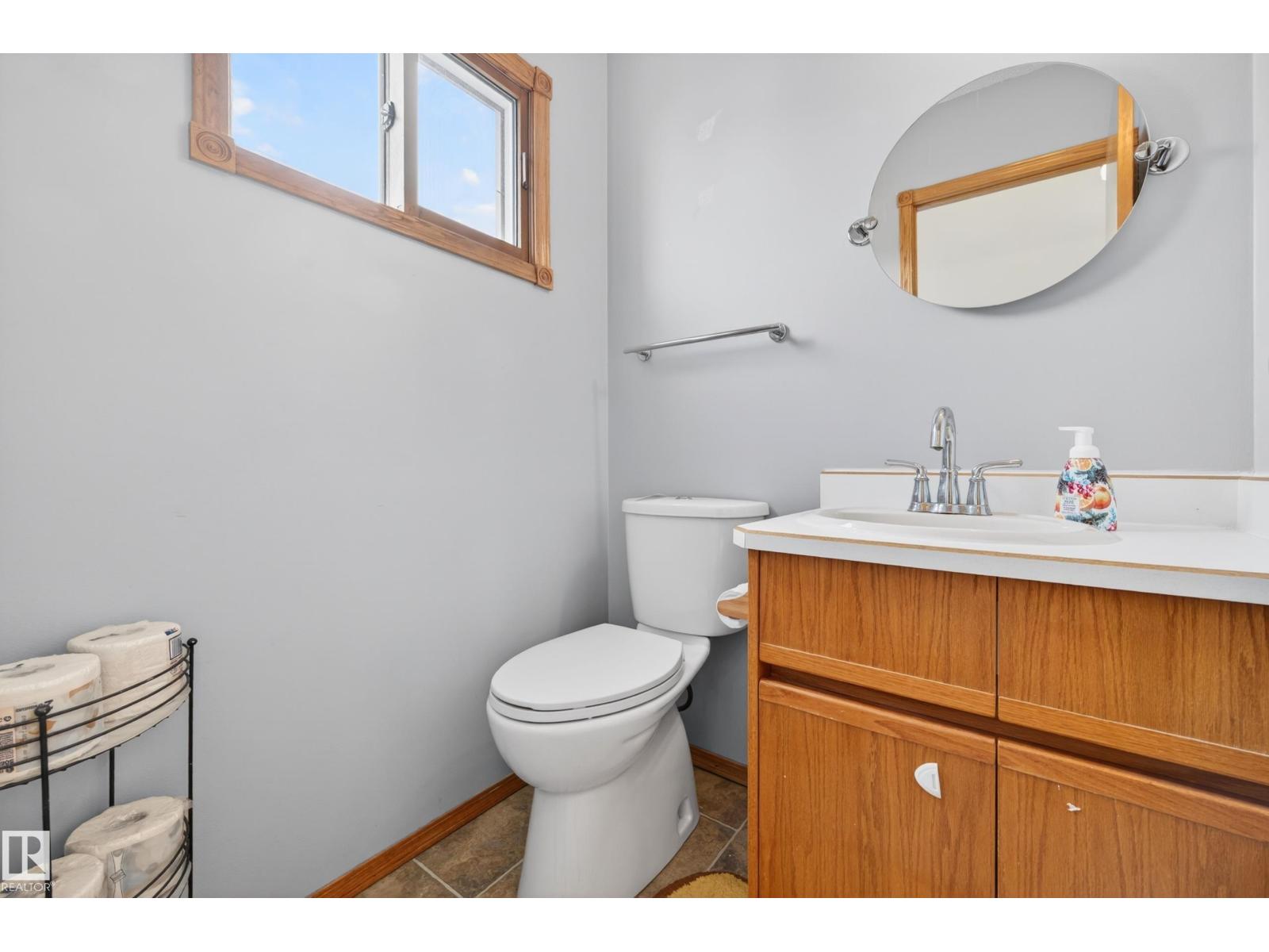 10636 110 ST - 20