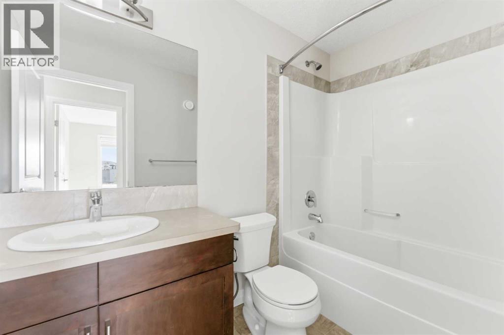 96 Red Embers Crescent NE - 14