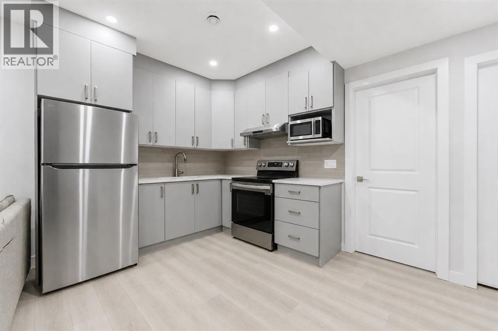 96 Red Embers Crescent NE - 17