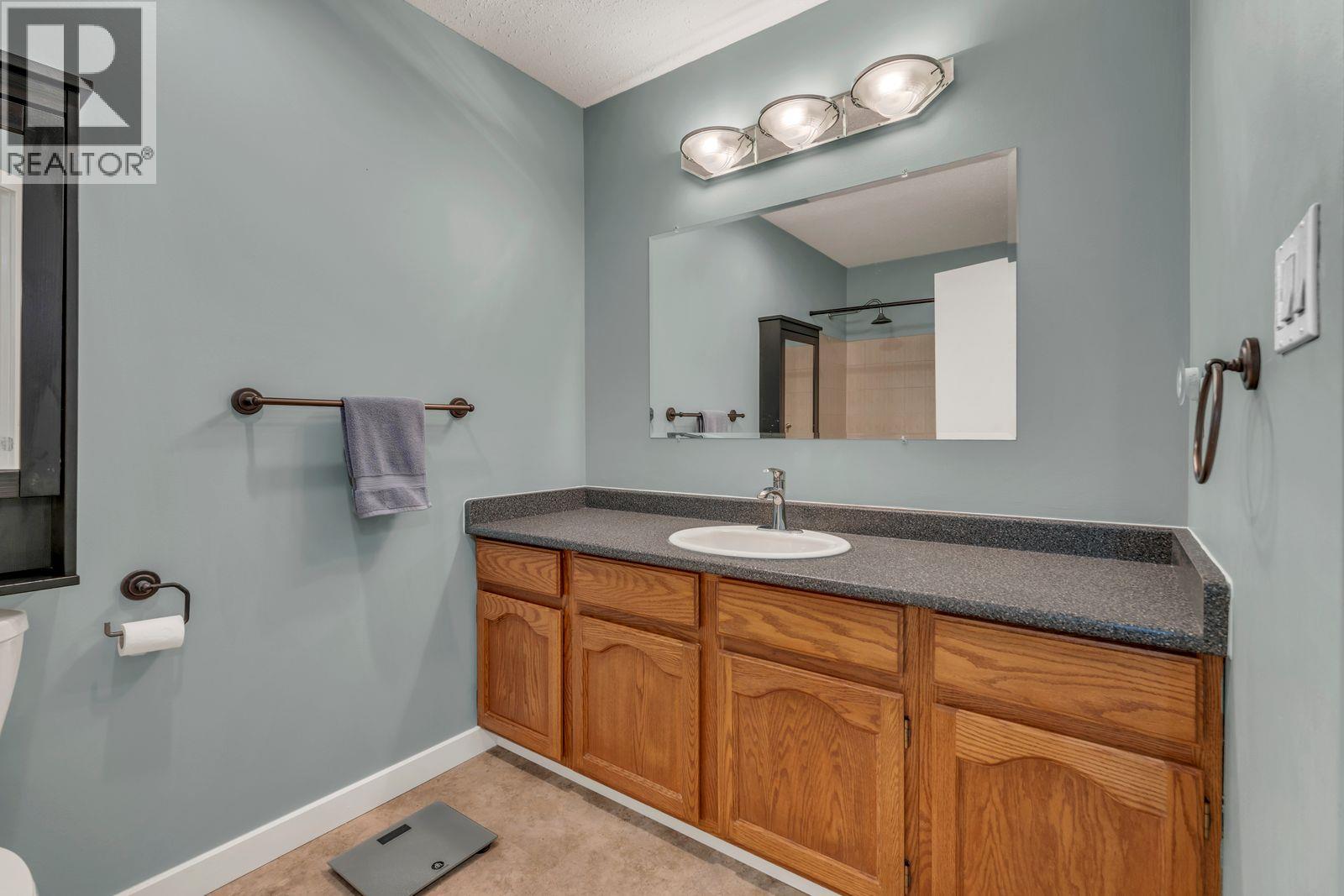 #313 262 Kinney Avenue - 15