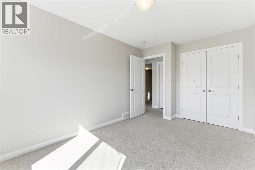 96 Red Embers Crescent NE - 48