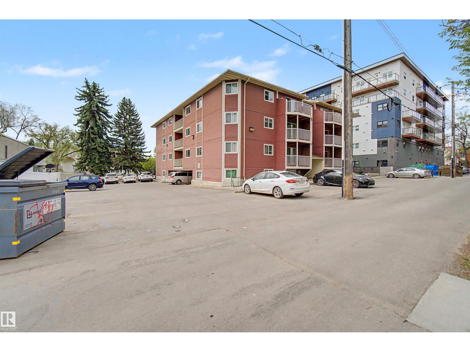 #302 10732 86 AV NW - 38