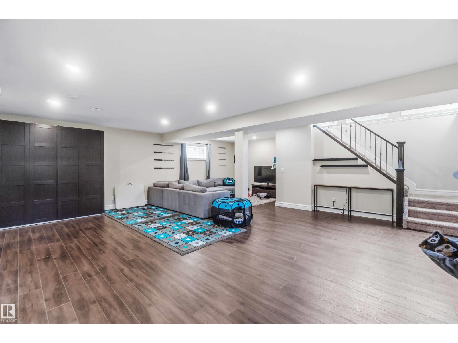 247 AMBLESIDE DR SW - 37