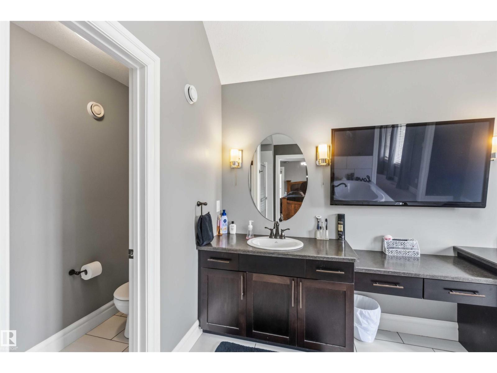 247 AMBLESIDE DR SW - 66