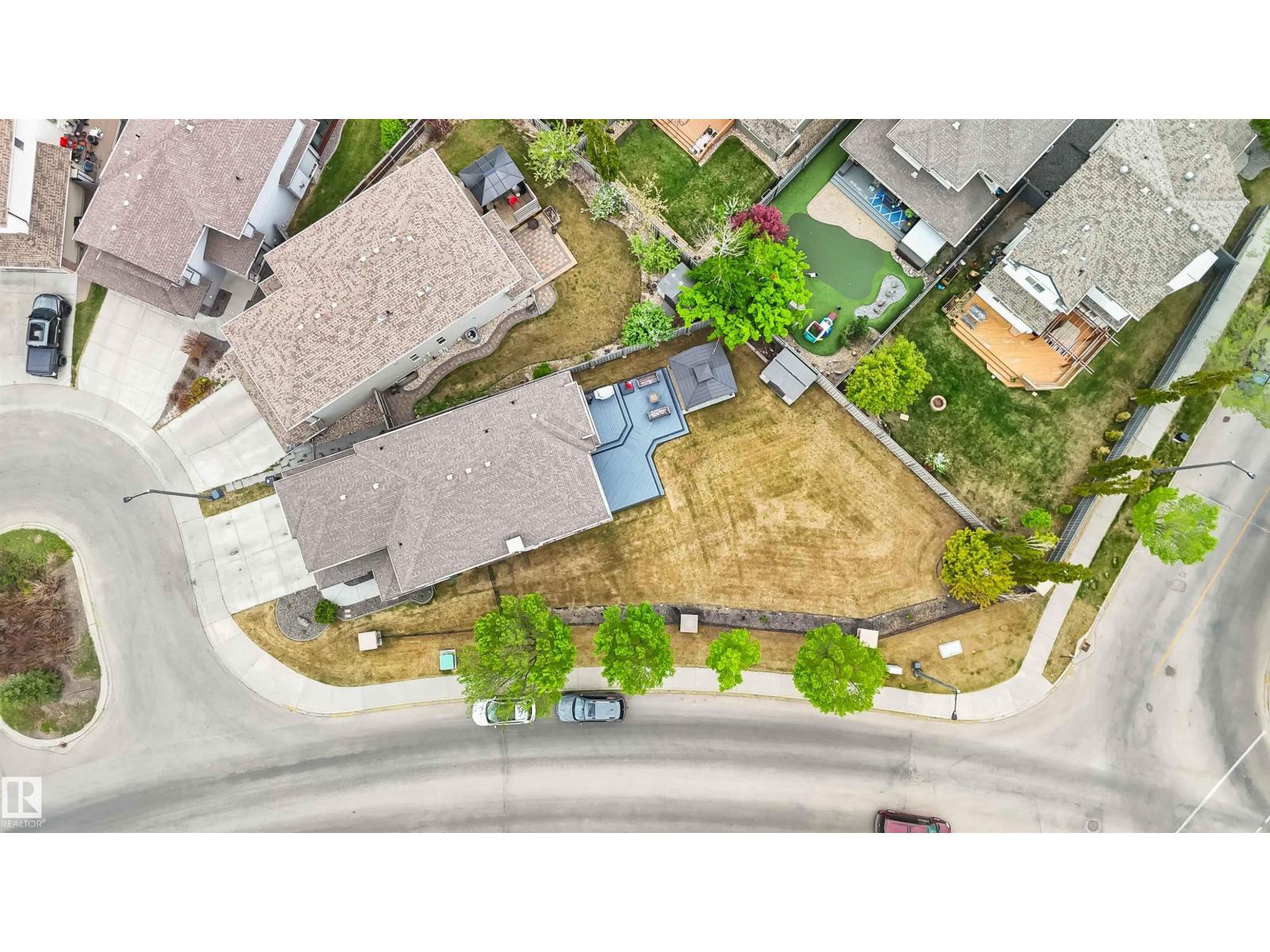 247 AMBLESIDE DR SW - 70