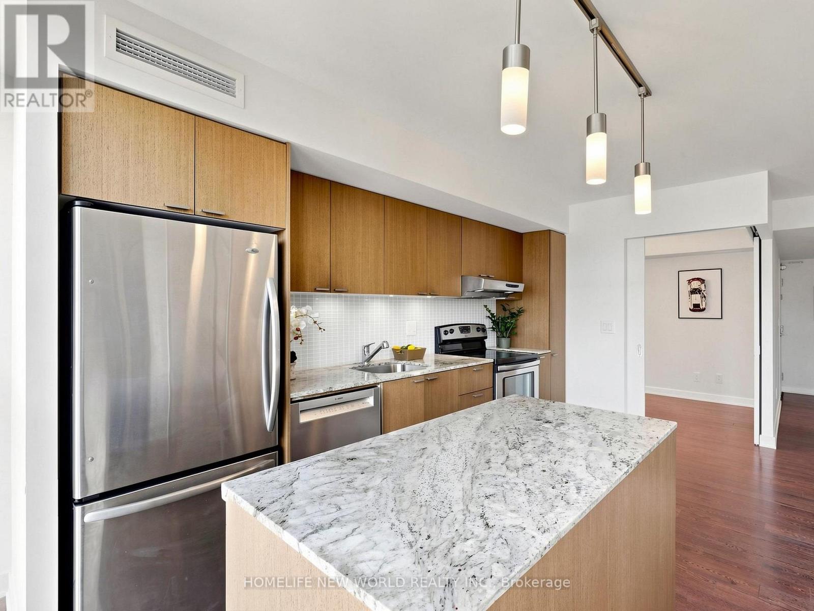 #1406 110 CHARLES STREET E - 15