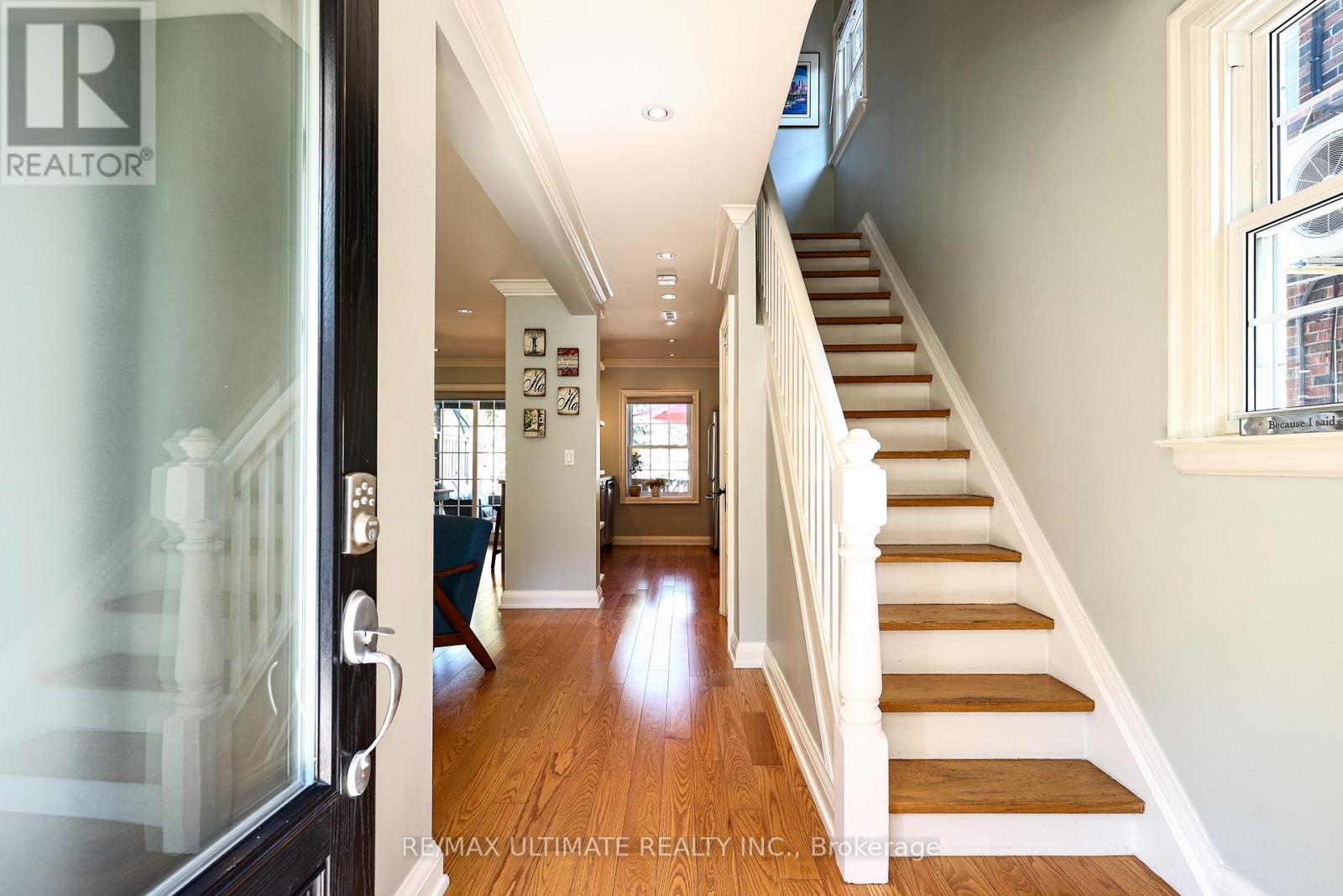 503 SUTHERLAND DRIVE - Image 3