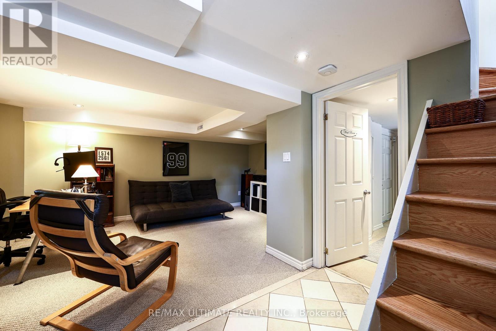 503 SUTHERLAND DRIVE - 35