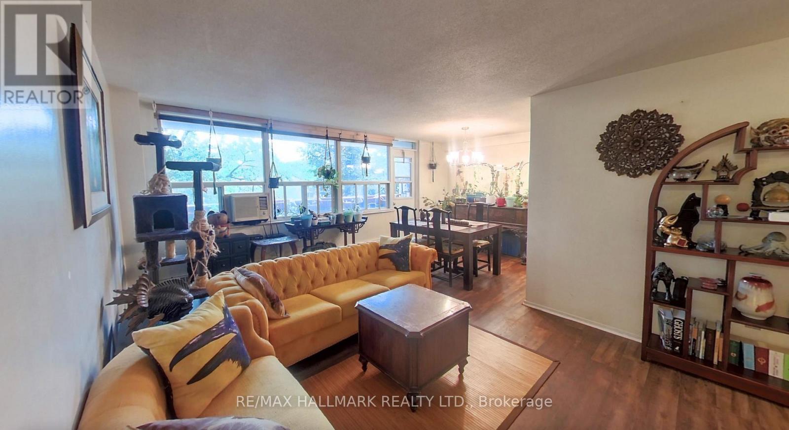 #310 270 PALMDALE DRIVE - 18