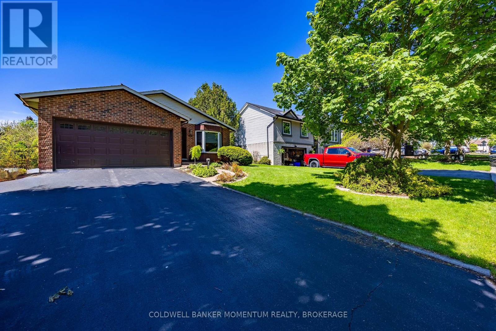 307 ORKNEY STREET W - 2