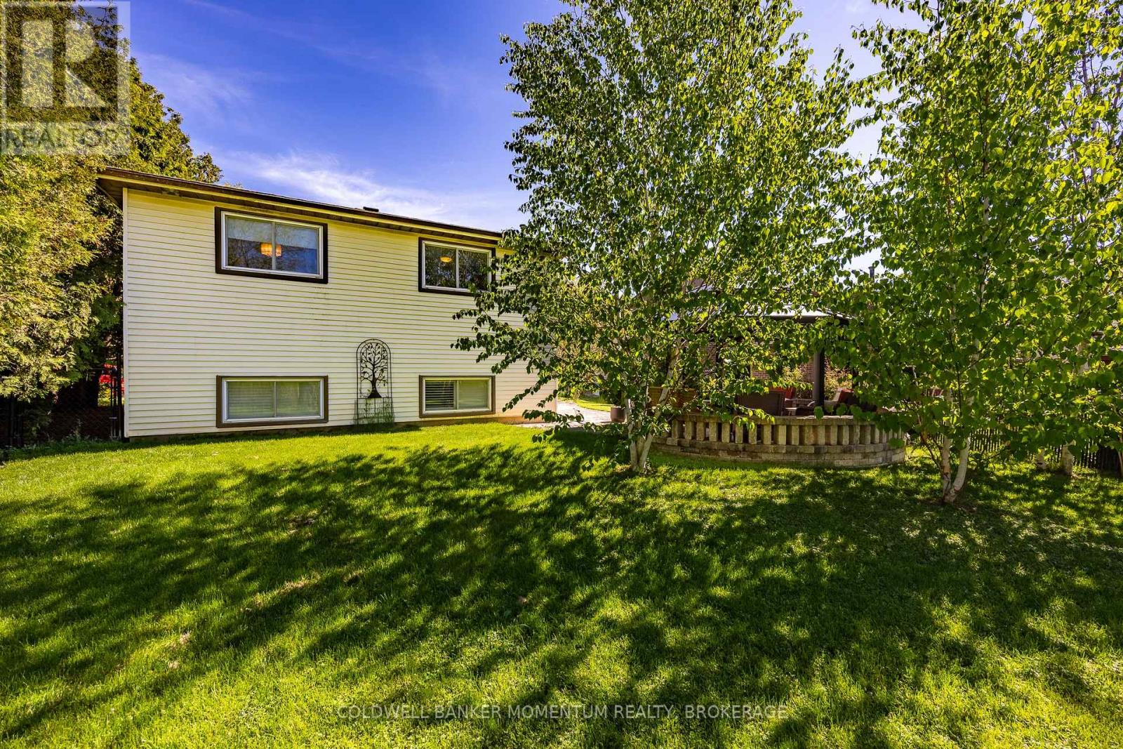 307 ORKNEY STREET W - 4