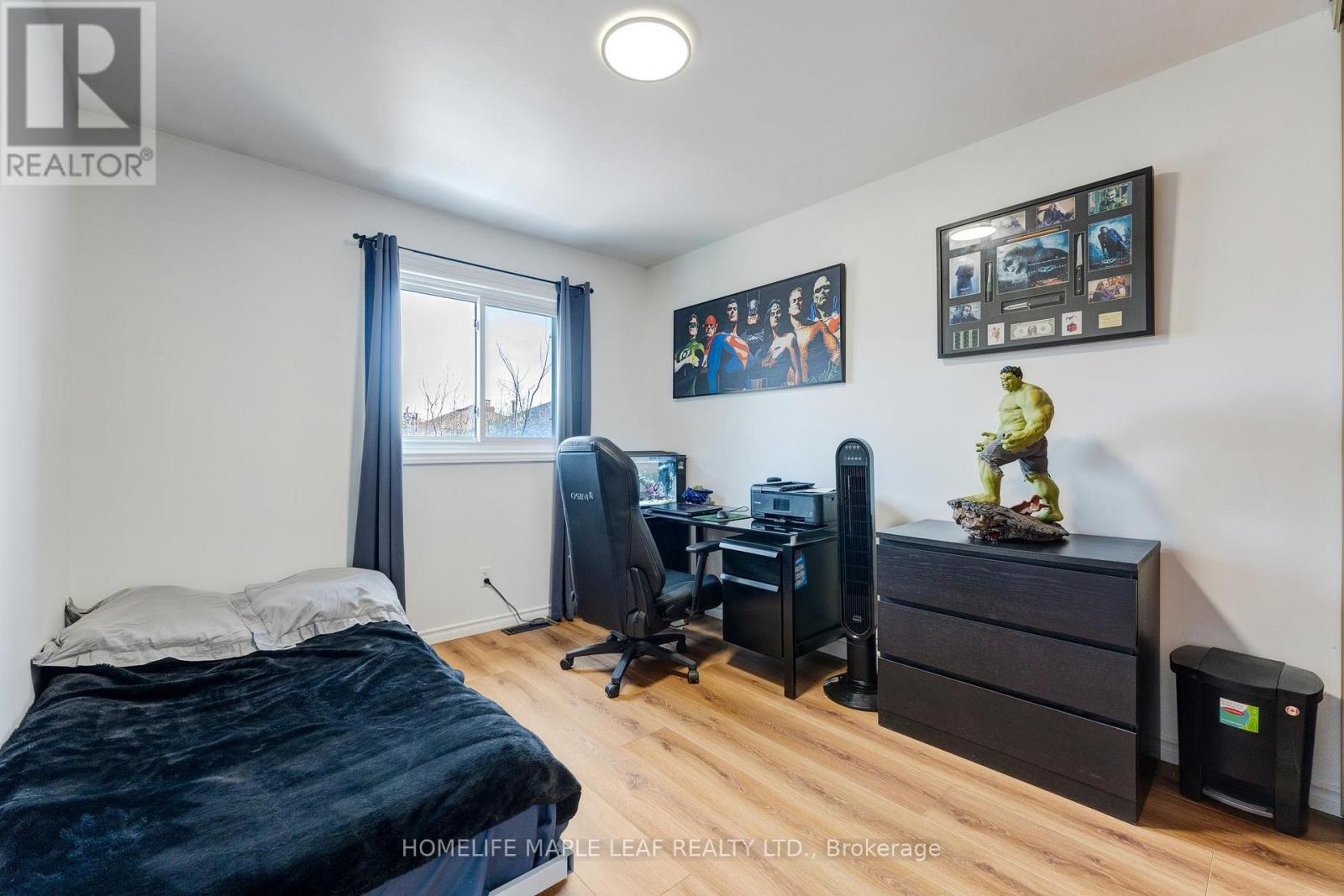 #6 121 FALCONER DRIVE - 29