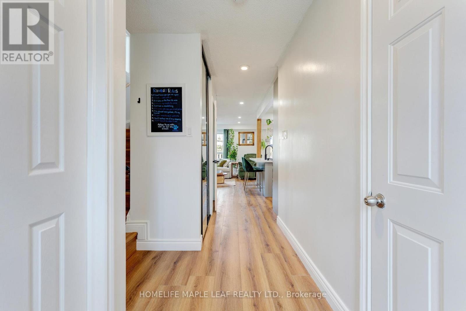#6 121 FALCONER DRIVE - Image 3