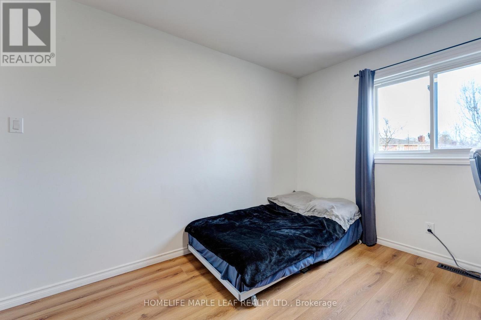 #6 121 FALCONER DRIVE - 30