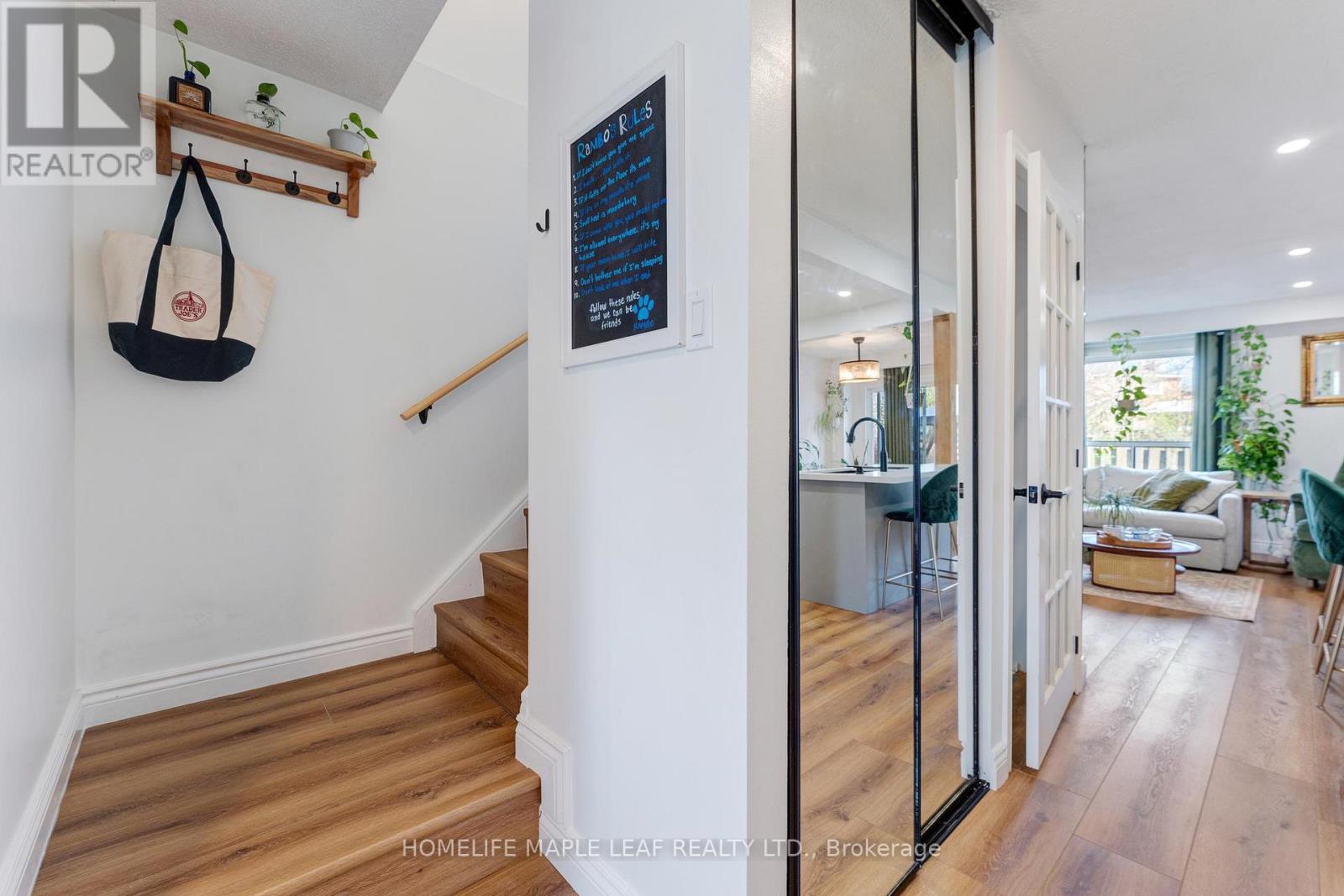 #6 121 FALCONER DRIVE - 7