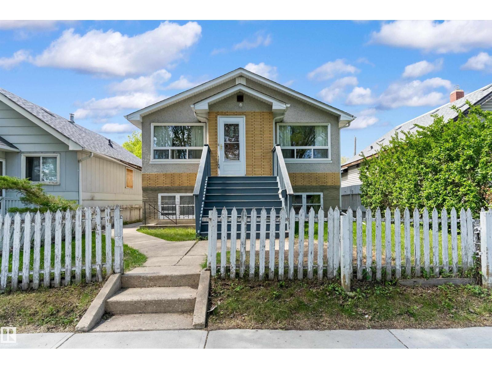 12764 118 ST NW - 1