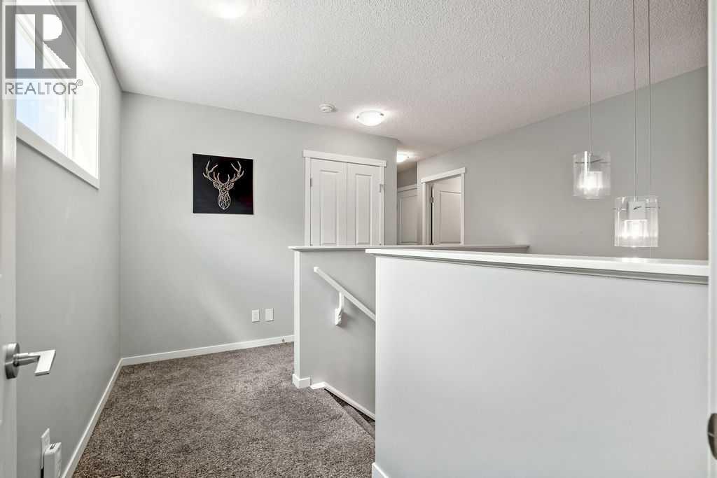 219 Mahogany Grove SE - 20