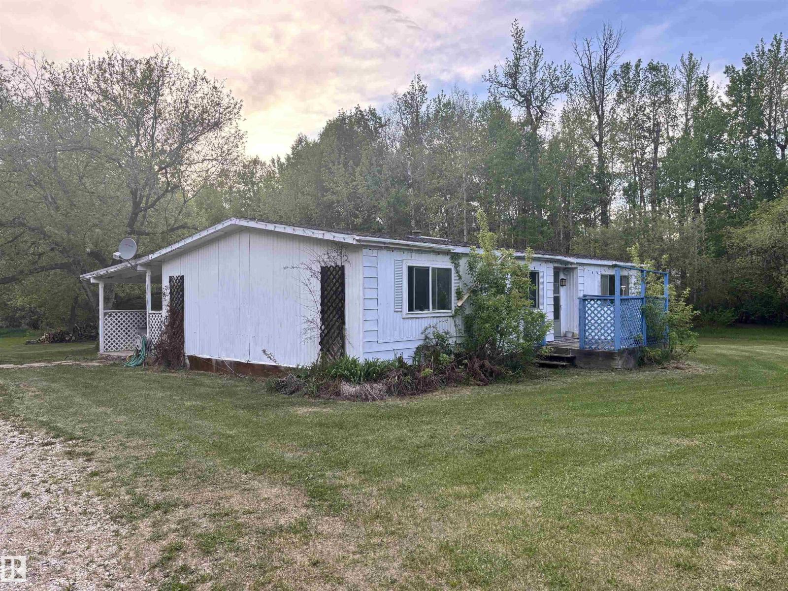#29 3521 TWP ROAD 542 - 7