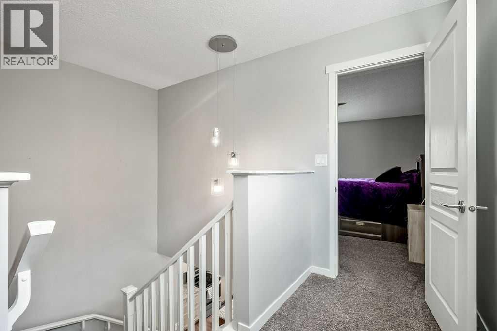 219 Mahogany Grove SE - 19